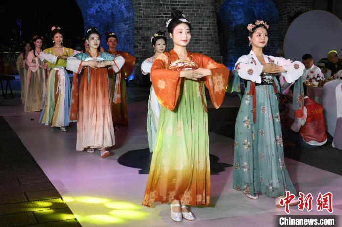金鸡下蛋老虎机诀窍